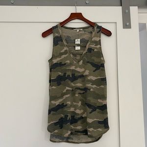 NWT express camouflage top